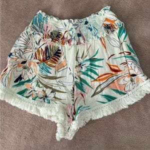 ILLA ILLA High Waist White and Green Shorts with Tropical Print